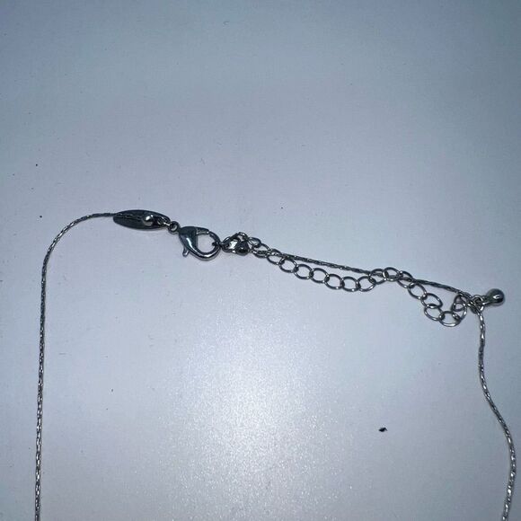 NY Statement Bib Necklace‎ - Picture 6 of 7